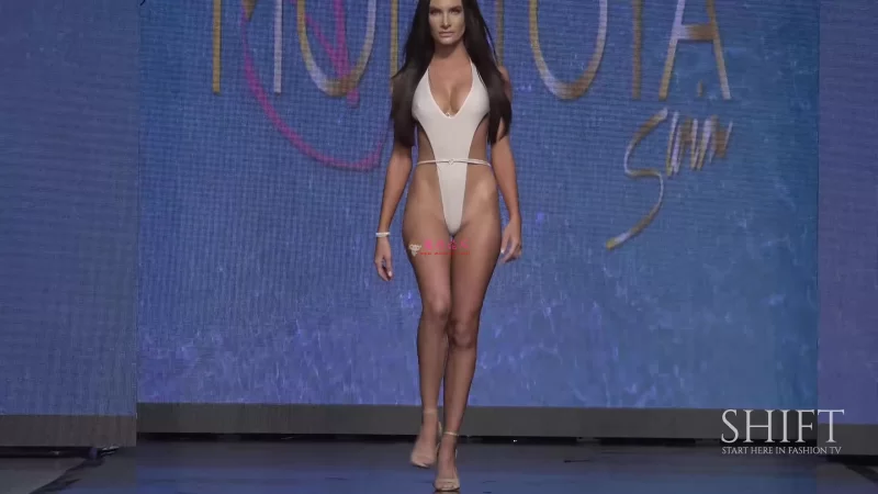 LILIANA MONTOYA 4K _ 2020 Bikini Fashion Show _ Miami Swim Week 2019.webm_201909.jpg